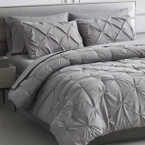 Pinch Pleat Bedding Set with Comforter