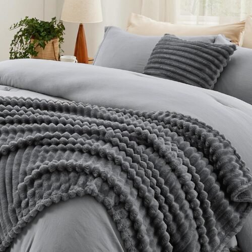 Jacquard Comforter Set with Throw Blanket
